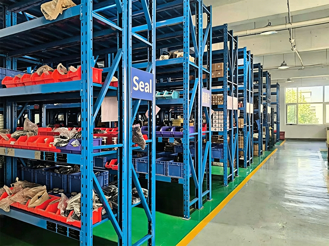 Yunyicang crawler undercarriage system spare parts for drilling rigs